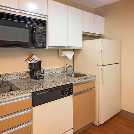 Mainstay Suites Hartford Meriden Extérieur photo