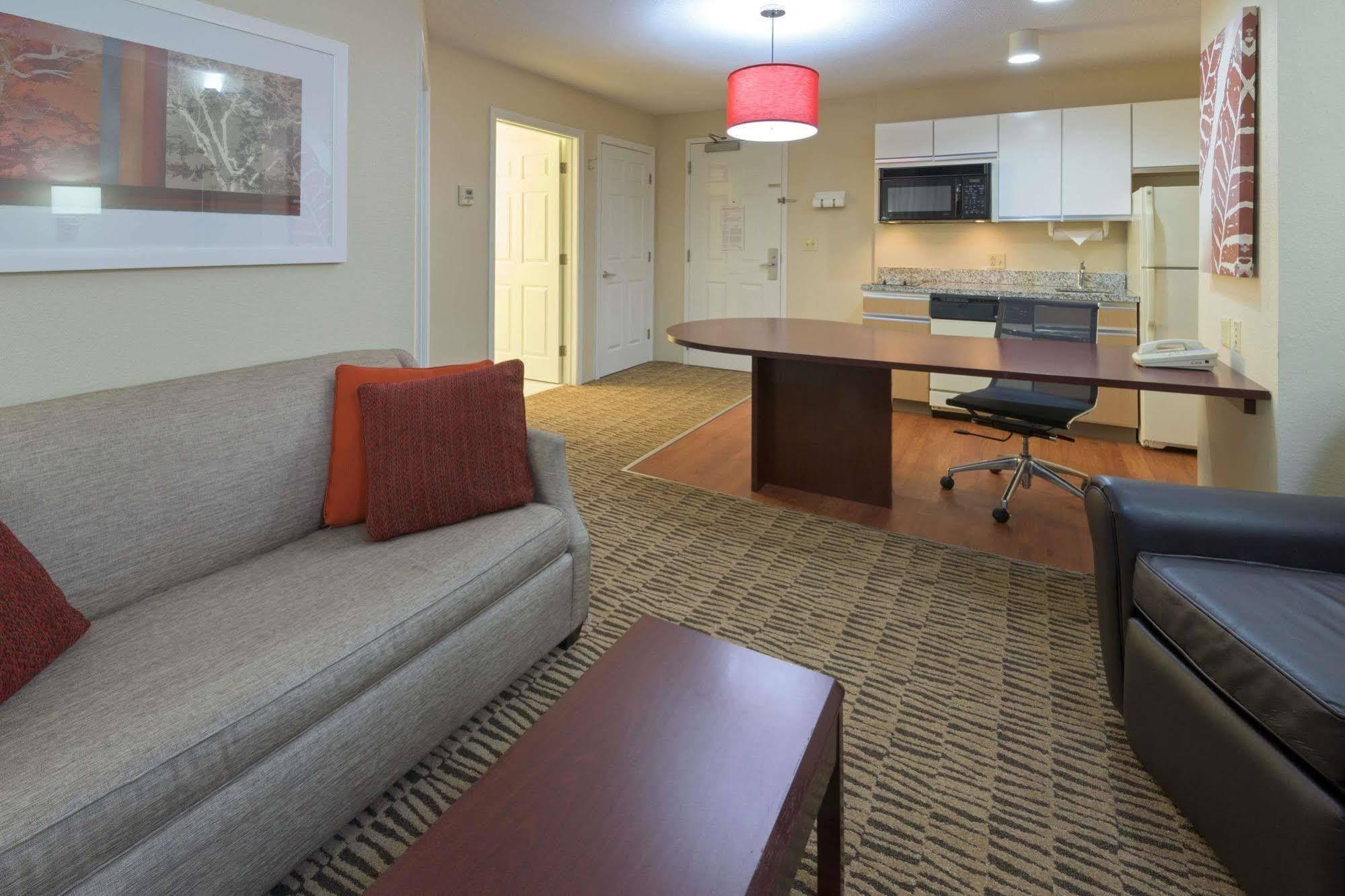 Mainstay Suites Hartford Meriden Extérieur photo